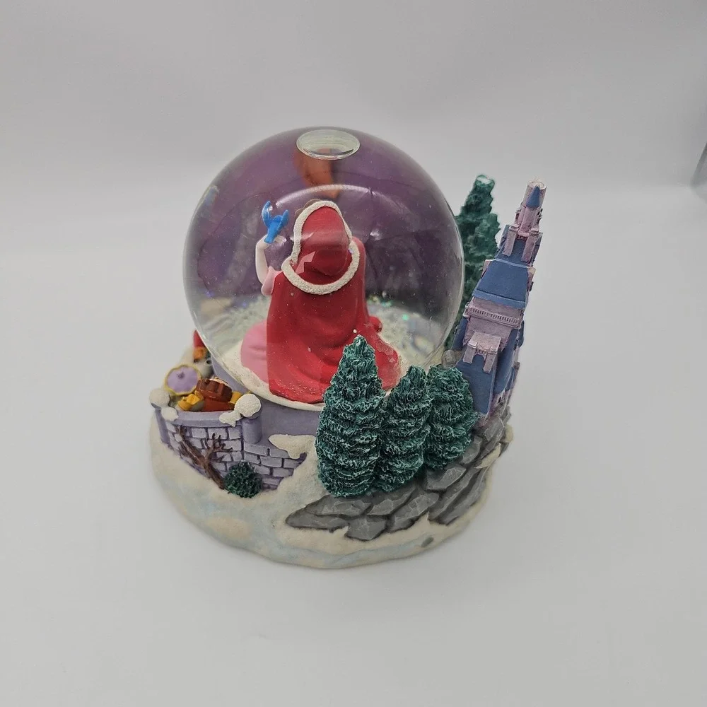 Disney Beauty and the Beast Snow Globe Something There Musical Bird Feeding READ